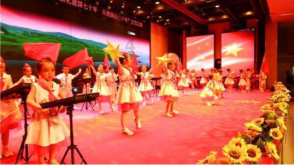 昆明市2023年花卉产业主题劳动竞赛总结交流会暨通报表扬会在呈贡召开